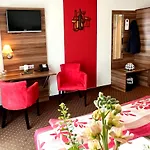 Hotel Altdeutsche Weinstube - Superior