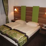Hotel Altdeutsche Weinstube - Superior