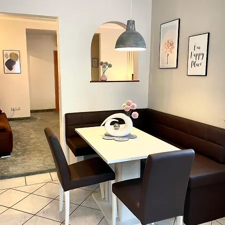 Altdeutsche Weinstube Hotel 3*