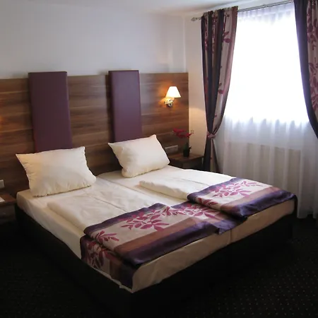 Altdeutsche Weinstube 3*