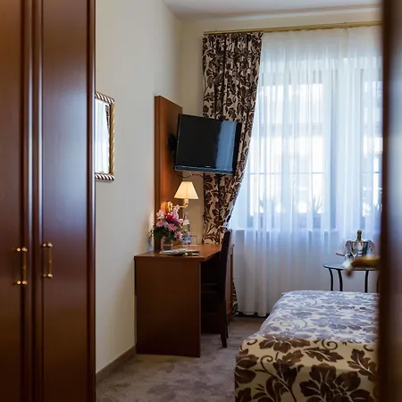 Hotel Altdeutsche Weinstube - Superior