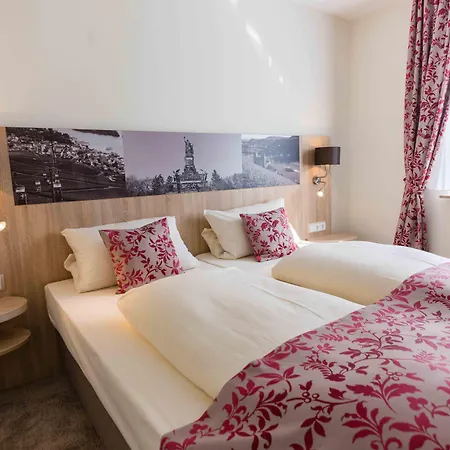 Hotel Altdeutsche Weinstube - Superior 3*