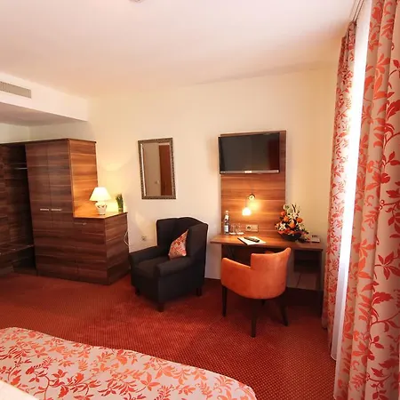 Altdeutsche Weinstube Otel Rüdesheim am Rhein