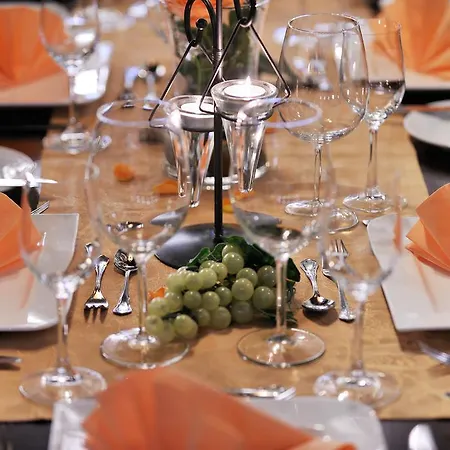 Altdeutsche Weinstube 3*