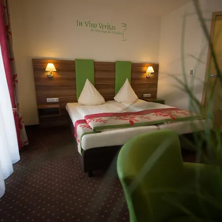 Altdeutsche Weinstube Otel