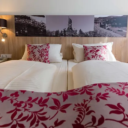 Altdeutsche Weinstube Hotel 3*