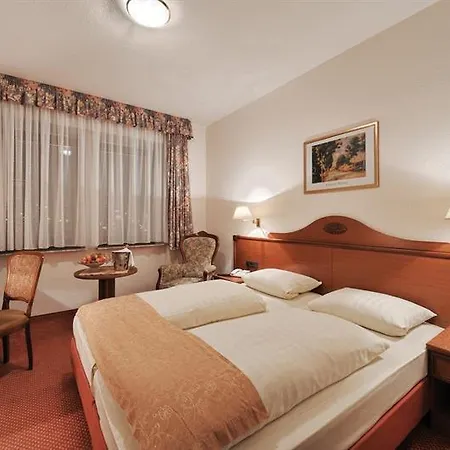 Altdeutsche Weinstube - Superior Hotel Rüdesheim am Rhein