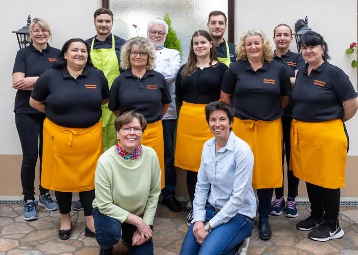 Hotel Altdeutsche Weinstube 3*